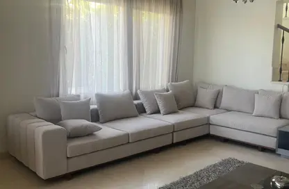 فيلا - 4 غرف نوم - 3 حمامات للبيع في طريق اب تاون كايرو - الاباجية - حي الخليفة - القاهرة