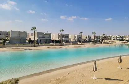 Chalet - 2 Bedrooms - 3 Bathrooms for sale in Azha - Al Ain Al Sokhna - Suez