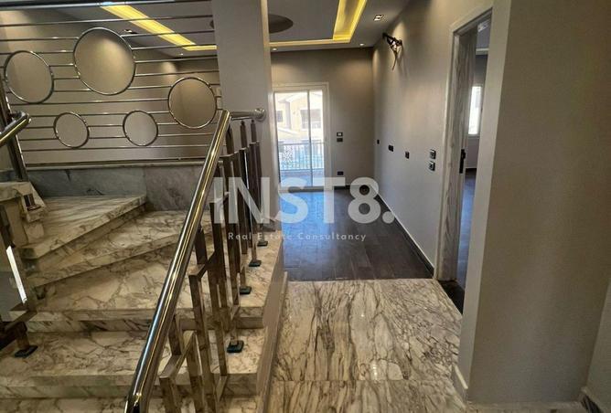 8313227 - Property Image 2