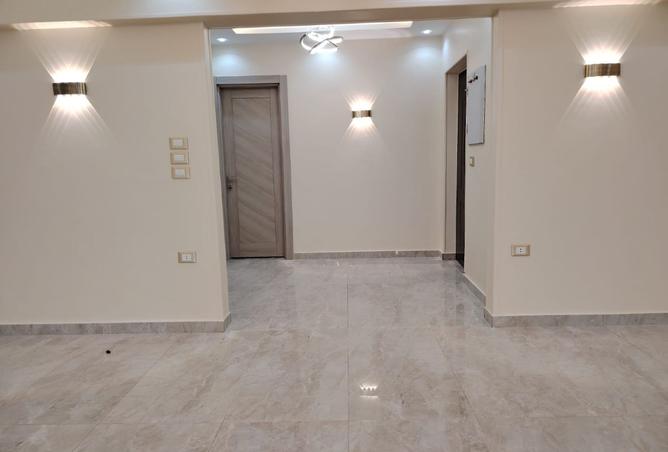 8342617 - Property Image 3