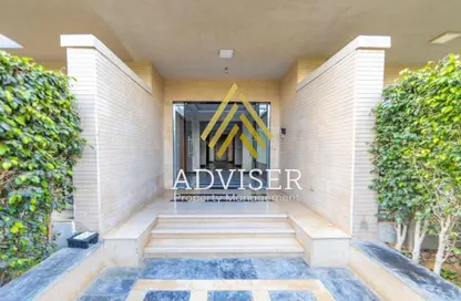 Apartment - 3 Bedrooms - 2 Bathrooms for sale in Galleria Residences - South Investors Area - New Cairo City - Cairo