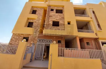 Apartment - 4 Bedrooms - 3 Bathrooms for sale in 5th District - Sheikh Zayed City - Giza