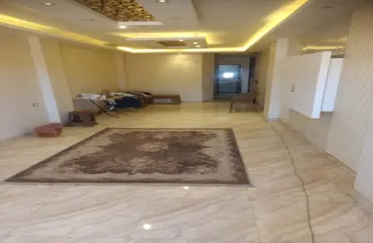 Apartment - 3 Bedrooms - 2 Bathrooms for sale in Al Lebeny Axis - El Mariouteya - Faisal - Hay El Haram - Giza