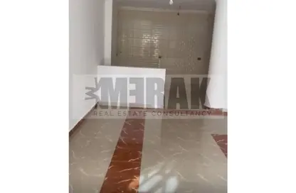 Apartment - 3 Bedrooms - 2 Bathrooms for sale in Ganoob El Acadimia - New Cairo City - Cairo