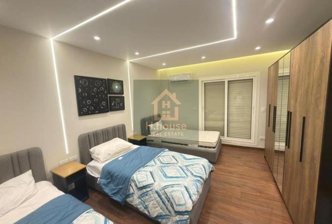 8054586 - Property Image 3