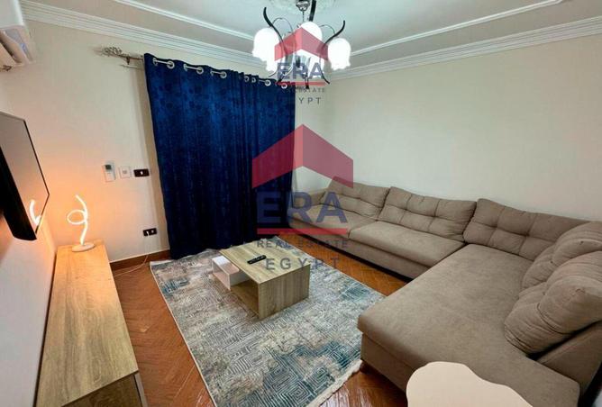 8037701 - Property Image 2