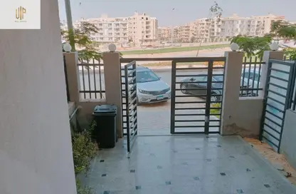 Roof - 4 Bedrooms - 4 Bathrooms for sale in North Lotus - El Lotus - New Cairo City - Cairo