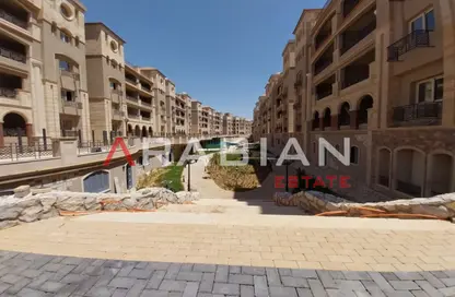 Apartment - 3 Bedrooms - 3 Bathrooms for sale in Rock Vera - 5th Settlement Compounds - The 5th Settlement - New Cairo City - Cairo