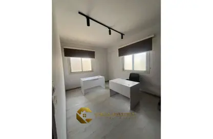 مساحات مكتبية - استوديو - 1 حمام للايجار في 6 ويست - بيفرلي هيلز - كمبوندات الشيخ زايد - الشيخ زايد - الجيزة