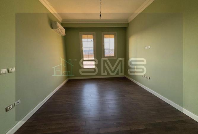 8254920 - Property Image 2