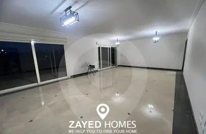 دوبلكس - 3 غرف نوم - 4 حمامات للايجار في نيو جيزة - طريق مصر اسكندرية الصحراوي - مدينة 6 أكتوبر - الجيزة