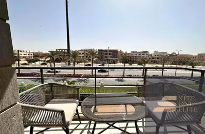 Apartment - 3 Bedrooms - 2 Bathrooms for sale in Moon Residences - Fifth Square - The 5th Settlement - New Cairo City - Cairo