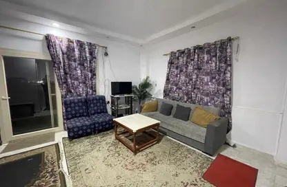 شقة - 2 غرف نوم - 2 حمامات للايجار في شارع المدرسه الكنديه - الحي الرابع - التجمع الخامس - مدينة القاهرة الجديدة - القاهرة