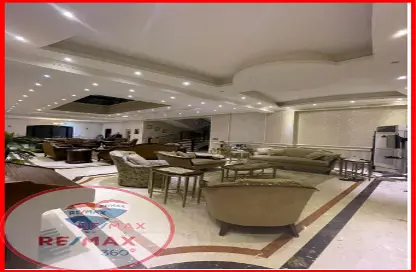 Palace - 7+ Bedrooms - 7+ Bathrooms for sale in Gamaiet Ahmed Orabi - Obour City - Qalyubia