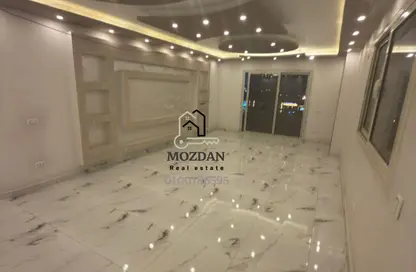 Apartment - 3 Bedrooms - 2 Bathrooms for rent in 10th Sector - Zahraa El Maadi - Hay El Maadi - Cairo