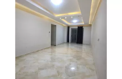 Apartment - 3 Bedrooms - 2 Bathrooms for rent in 16th District - Sheikh Zayed City - Giza