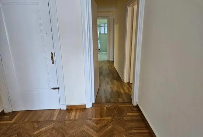 8452553 - Property Image 3