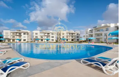Chalet - 2 Bedrooms - 2 Bathrooms for sale in Sea View - Ras Al Hekma - North Coast