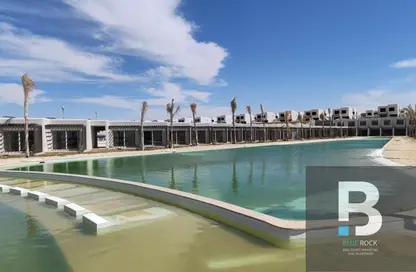 Chalet - 2 Bedrooms - 2 Bathrooms for sale in Hacienda West - Ras Al Hekma - North Coast