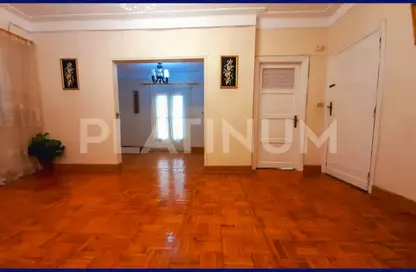 Apartment - 3 Bedrooms - 2 Bathrooms for sale in Aziz Kaheel St. - Tharwat - Hay Sharq - Alexandria