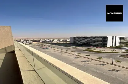 (بنتهاوس  (روف - 3 غرف نوم - 3 حمامات للبيع في كمبوند البروج - كمبوندات الشروق - مدينة الشروق - القاهرة