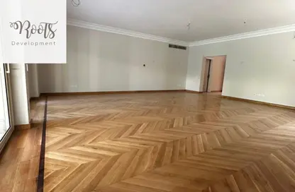 فيلا - 3 غرف نوم - 4 حمامات للايجار في الجزيرة 1 - الحي الرابع - الشيخ زايد - الجيزة