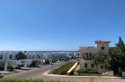 Villa - 6 Bedrooms - 5 Bathrooms for sale in Mountain View - Ras Al Hekma - North Coast