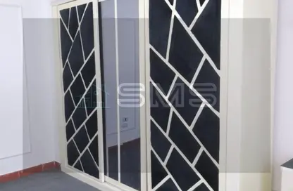 شقة - 2 غرف نوم - 2 حمامات للايجار في شارع الشويفات - الحي الاول - التجمع الخامس - مدينة القاهرة الجديدة - القاهرة