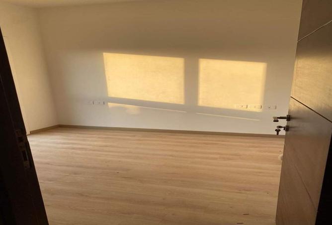 8212248 - صورة العقار 3