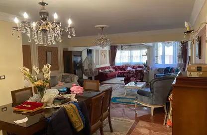 Apartment - 2 Bedrooms - 1 Bathroom for sale in Janaklees - Hay Sharq - Alexandria