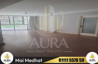 Apartment - 2 Bedrooms - 2 Bathrooms for sale in 14th of May Bridge - Smouha - Hay Sharq - Alexandria Apartment - 2 Bedrooms - 2 Bathrooms for sale in 14th of May Bridge - Smouha - Hay Sharq - Alexandria