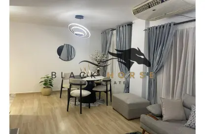 Apartment - 3 Bedrooms - 3 Bathrooms for rent in El Rehab Extension - Al Rehab - New Cairo City - Cairo