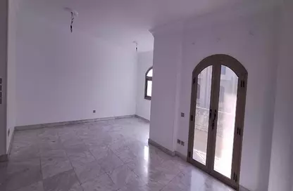 Apartment - 3 Bedrooms - 2 Bathrooms for sale in Orouba Axis - Area A - Ganoob El Acadimia - New Cairo City - Cairo
