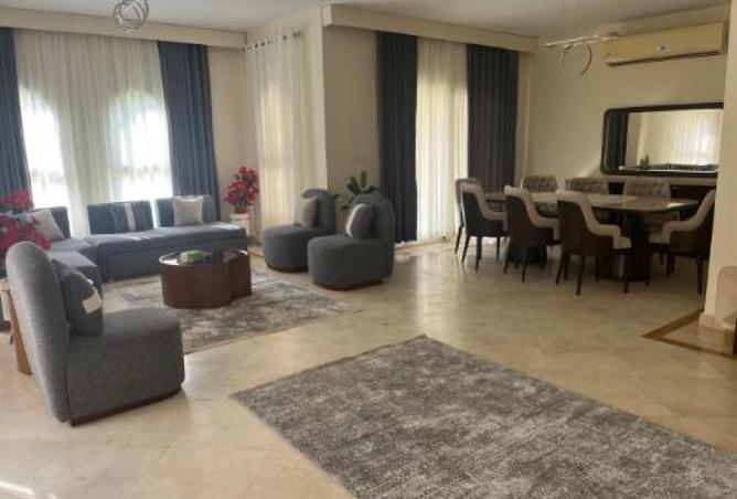 8086083 - Property Image 2