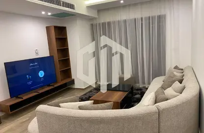 Apartment - 2 Bedrooms - 2 Bathrooms for rent in Lake View Residence - 5th Settlement Compounds - The 5th Settlement - New Cairo City - Cairo