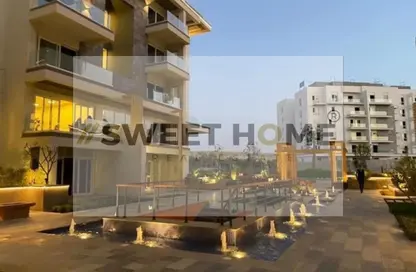 Apartment - 3 Bedrooms - 2 Bathrooms for sale in Mountain View iCity - 5th Settlement Compounds - The 5th Settlement - New Cairo City - Cairo