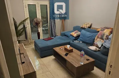 شقة - 3 غرف نوم - 2 حمامات للبيع في طريق مدارس الهضبة الوسطي - الهضبة الوسطي - المقطم - القاهرة