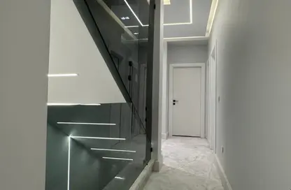 Villa - 4 Bedrooms - 4 Bathrooms for sale in The Crest - 5th Settlement Compounds - The 5th Settlement - New Cairo City - Cairo