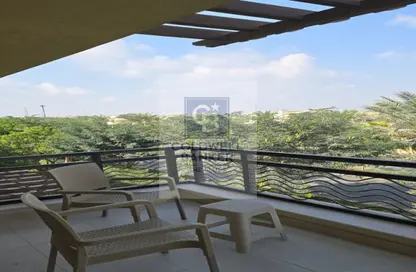 شقة - 2 غرف نوم - 2 حمامات للبيع في التو - اب تاون كايرو - المقطم - القاهرة