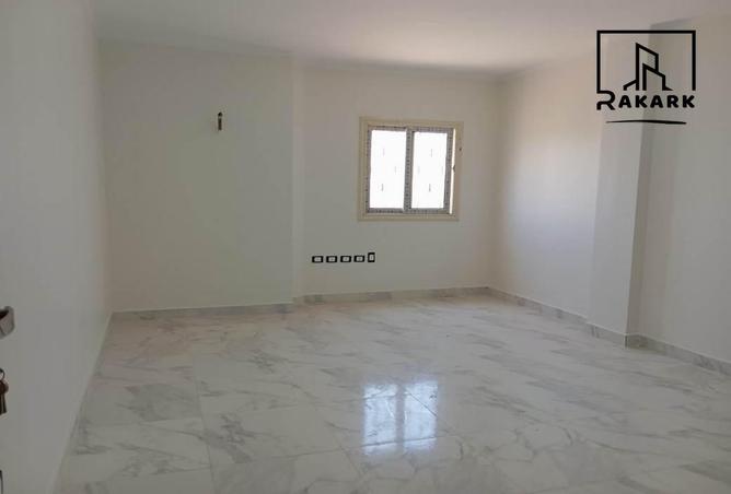 8484719 - Property Image 3