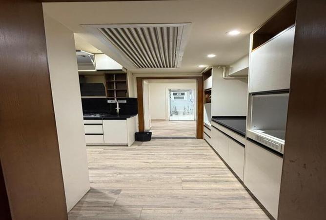 7940073 - Property Image 2