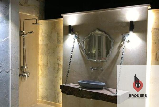 8454000 - Property Image 2