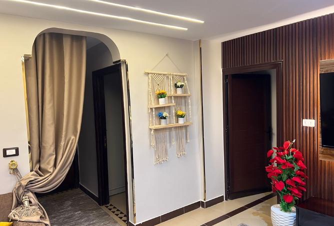 8239401 - Property Image 3