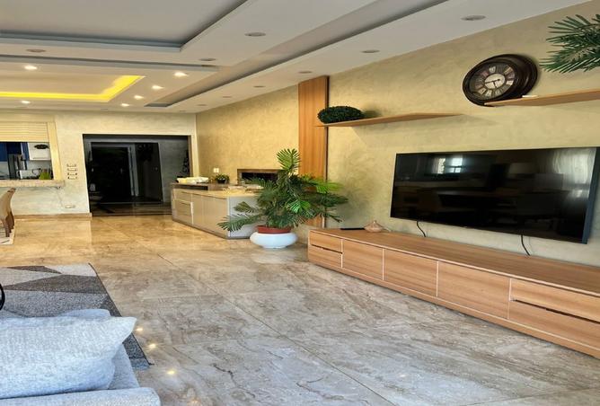 8401297 - Property Image 3