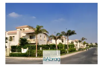 Villa - 6 Bedrooms - 6 Bathrooms for sale in Greens - 6th District - Sheikh Zayed City - Giza