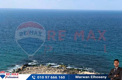 Apartment - 3 Bedrooms - 2 Bathrooms for sale in Al Geish Road - Camp Chezar - Hay Wasat - Alexandria
