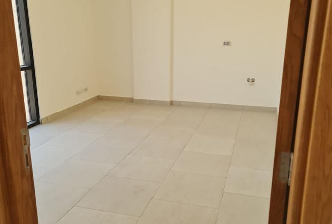 7908842 - Property Image 2