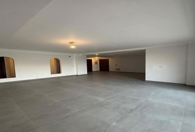 8052482 - Property Image 2