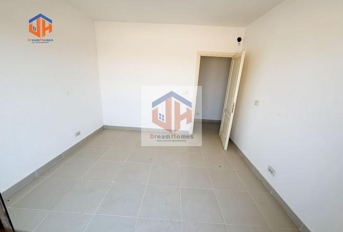 7934963 - Property Image 3