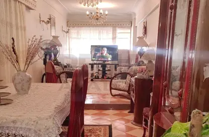 شقة - 2 غرف نوم - 1 حمام للايجار في شارع توت عنخ امون - سموحة - حي شرق - الاسكندرية